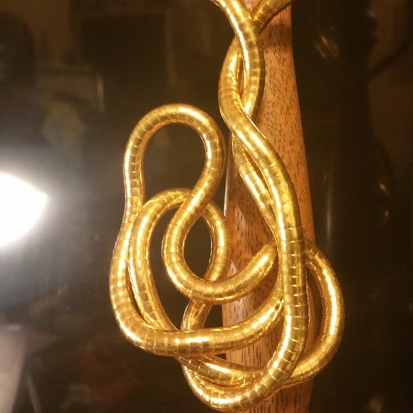 METAL SCRUNCH JEWELRY   BUY 1 GET 1 FREE !!!  MAKE GREAT GIFTS !!! - Picture 10 of 16